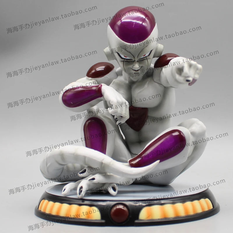 Figurine Dragon Ball - Freezer assis en forme finale