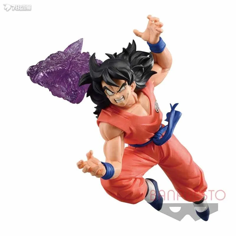 Figura Dragon Ball - Goku en ataque aéreo G x Materia