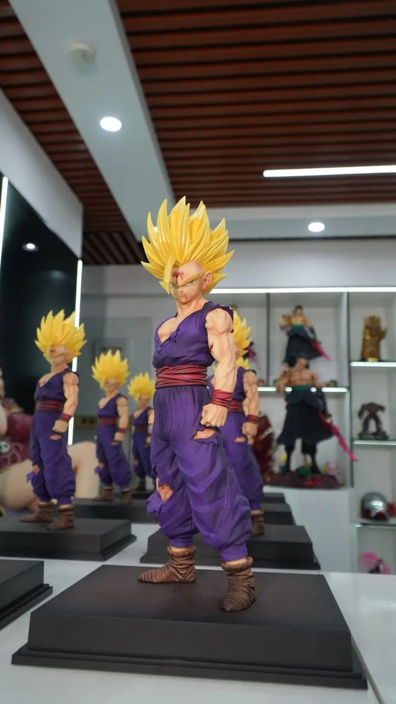Figura Dragon Ball - Gohan Super Saiyan 2 herido
