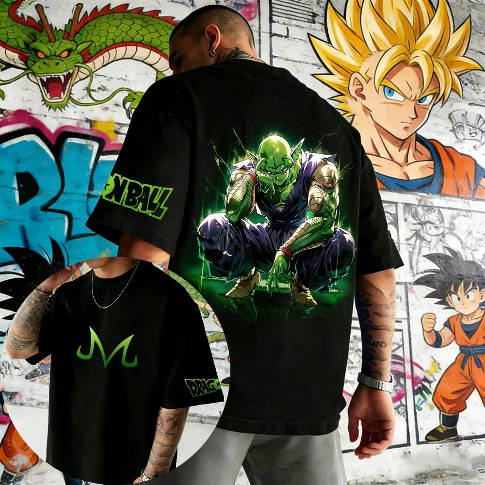 T-shirt noir Dragon Ball Piccolo accroupi dans le dos