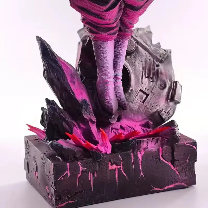 Dragon Ball beeldje - Black Goku Rosé en paars blad voor de maan