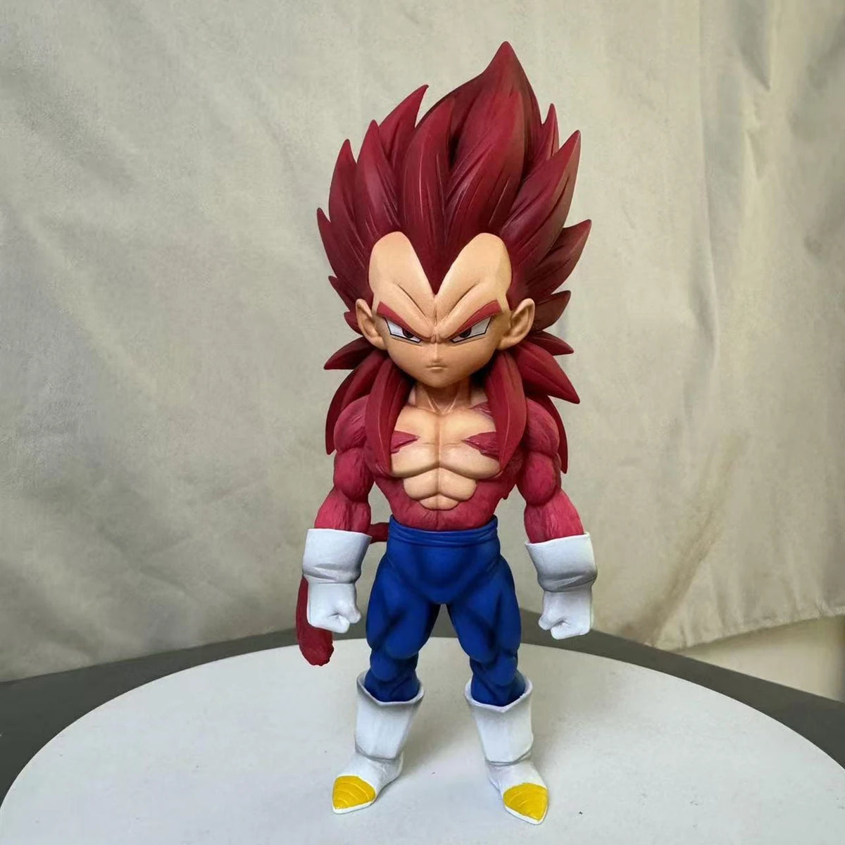 Coppia di action figure Dragon Ball - Goku e Vegeta in pelliccia rossa