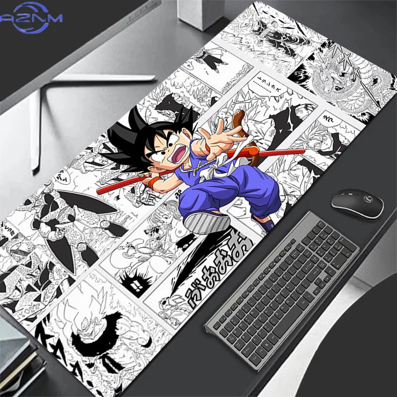Tapis de souris noir et blanc Dragon Ball - Goku enfant en tenue violette