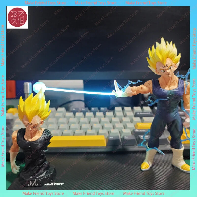 Dragon Ball figurine lamp - Goku Super Saiyan and blue energy ball
