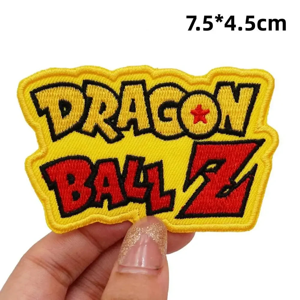 Scudetto giallo - logo di Dragon Ball Z rosso e nero