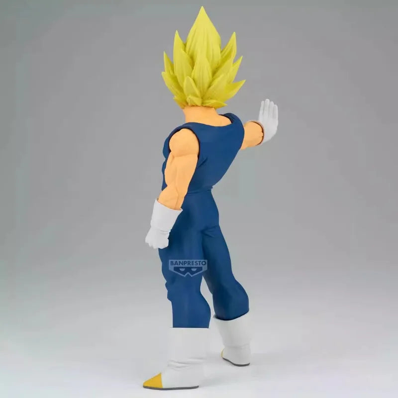 Figuur Grandista Dragon Ball - Majin Vegeta Super Saiyan vuist naar voren