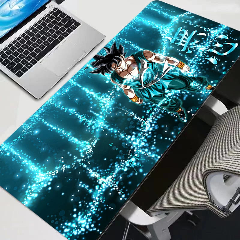 Grey Dragon Ball Mausmatte - Goku in Silhouette und weißer Energie