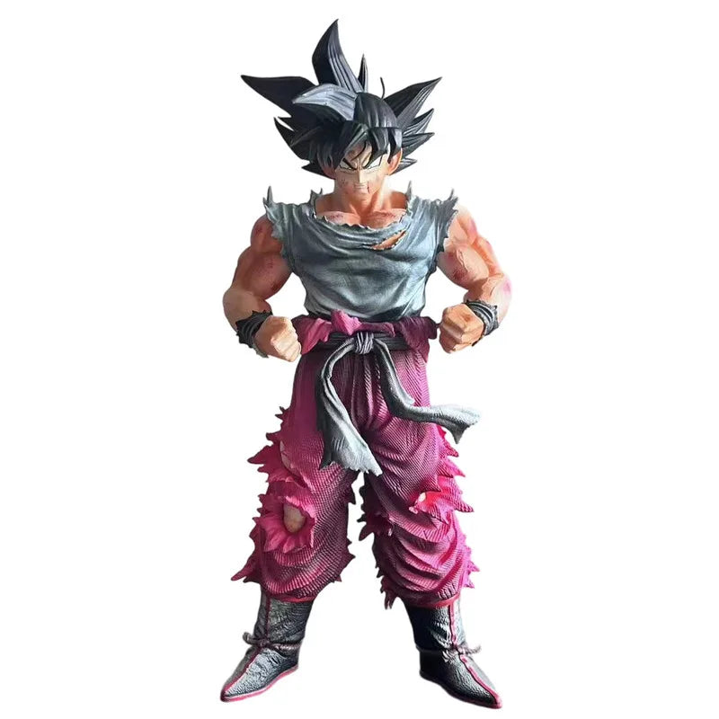 Figura Dragon Ball - Goku con traje gris y pantalón morado rasgado