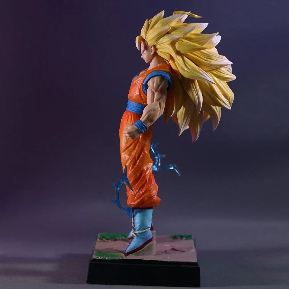 Figura Dragon Ball - Goku Super Saiyan 3 con cabeza intercambiable