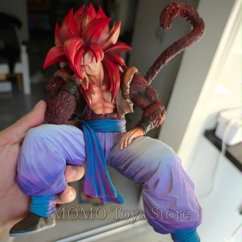 Action figure Dragon Ball - Gogeta Super Saiyan 4 seduto