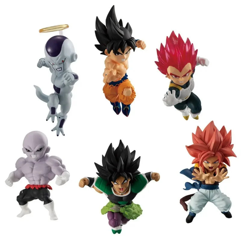 Chibi figuur Dragon Ball - Goku Ultra Instinct vuist vooruit
