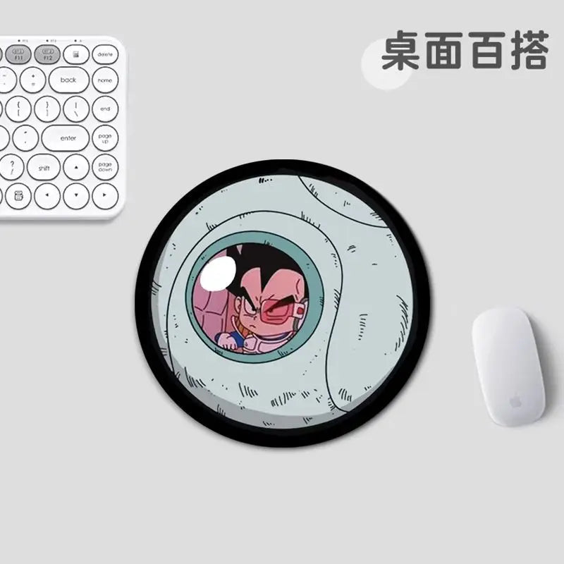 Tappetino per mouse viola Dragon Ball - Buu in una capsula spaziale