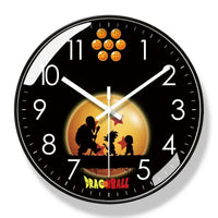 Goku und Shenron in Silhouetten