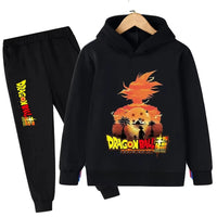 silhouette de Goku au soleil