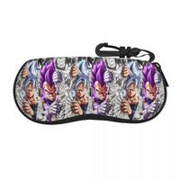 Goku Ultra Instinct et Vegeta aux reflets violets