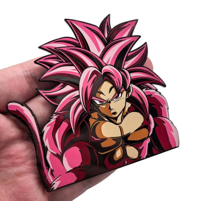 Pin's Dragon Ball Daima - Goku Super Saiyan 4 aux cheveux magenta