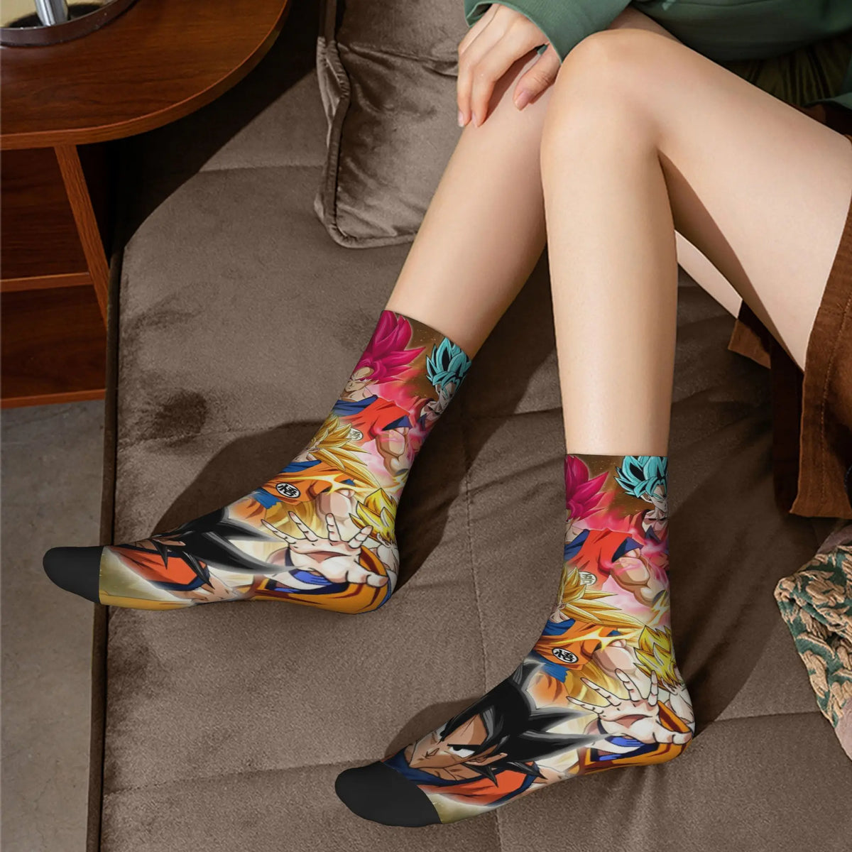 Chaussettes bleu marine Dragon Ball - Goku enfant sur nuages jaunes