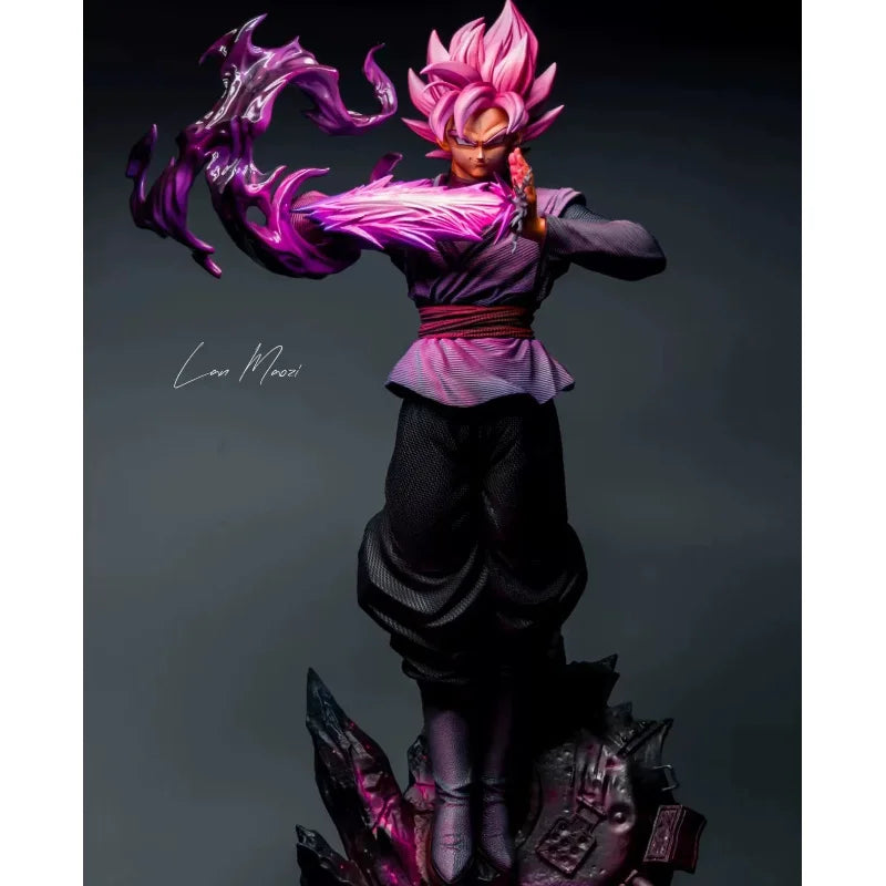 Dragon Ball beeldje - Black Goku Rosé en paars blad voor de maan