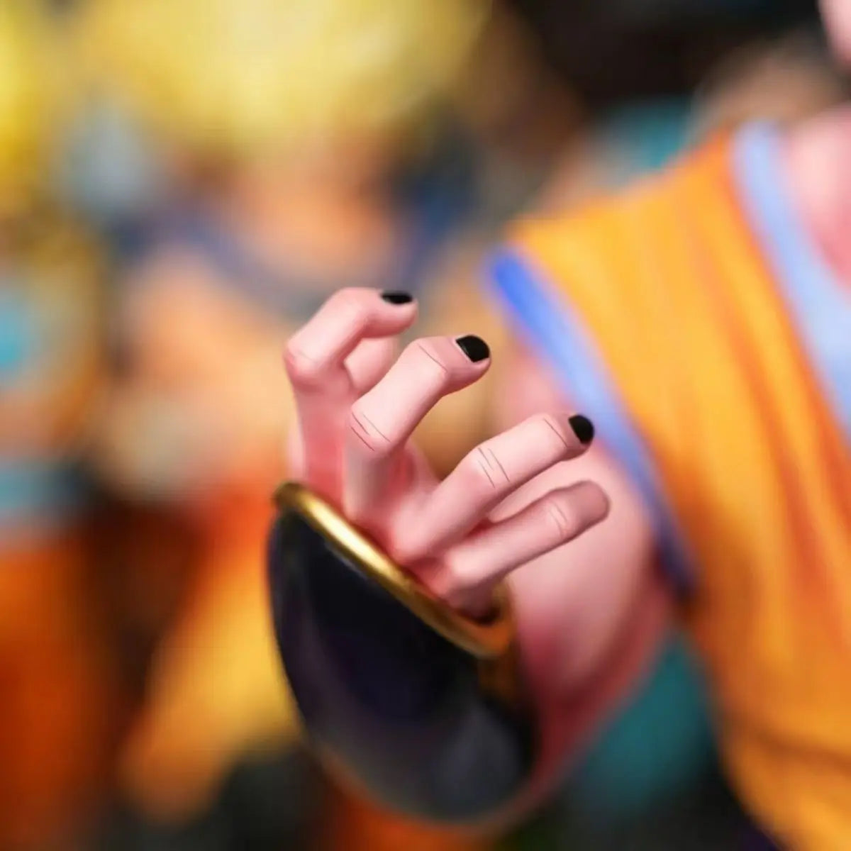 Action Figure Dragon Ball - Super Buu con il vestito di Gohan