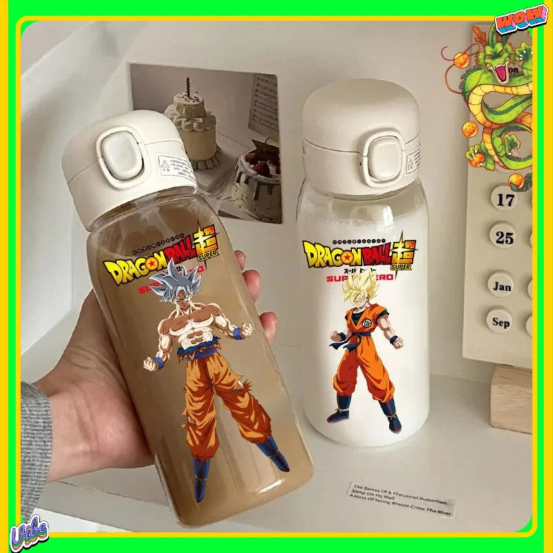 Cantimplora de 600 ml Dragon Ball - Goku Super Saiyan con uniforme naranja