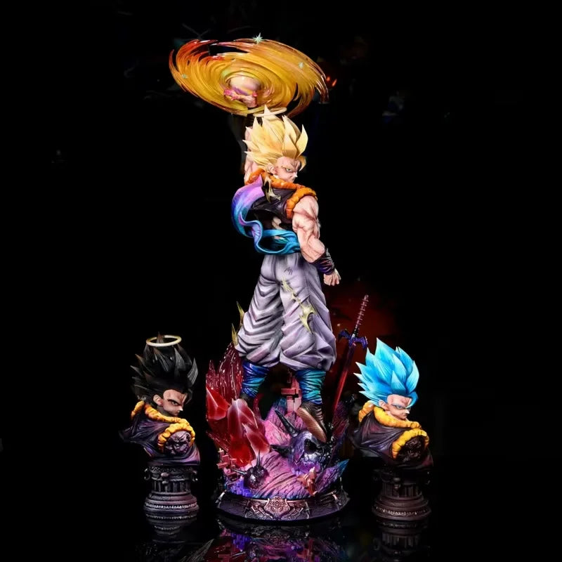 Figurine Dragon Ball - Gogeta Super Saiyan levant une boule d'énergie