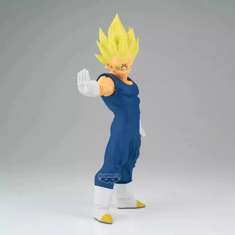 Figuur Grandista Dragon Ball - Majin Vegeta Super Saiyan vuist naar voren