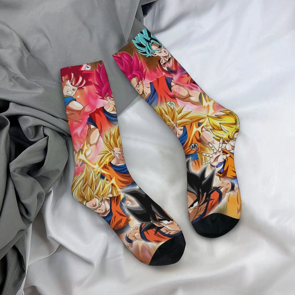 Blaue und orangene Dragon Ball Socken - Goku und leuchtende Go Kanji
