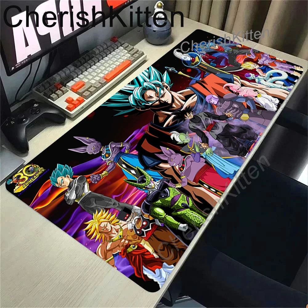 Tapis de souris multicolore Dragon Ball - visages de Goku en bandes