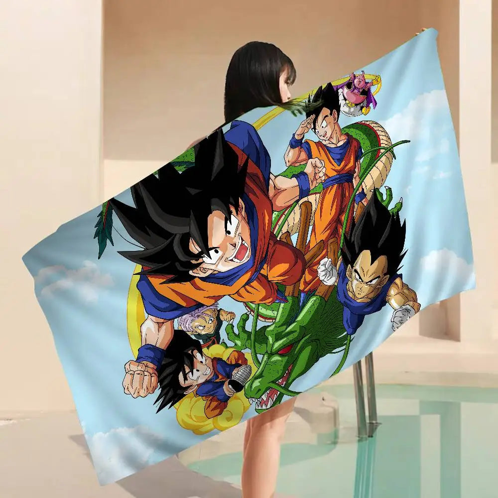 Serviette de plage bleue Dragon Ball - Goku et ses amis sur Shenron