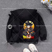 junger Goku und gelber Mond