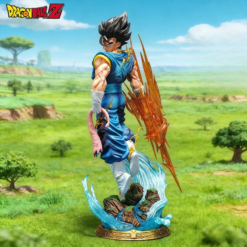 Figura Dragon Ball - Vegetto sobre base con efectos naranjas y azules