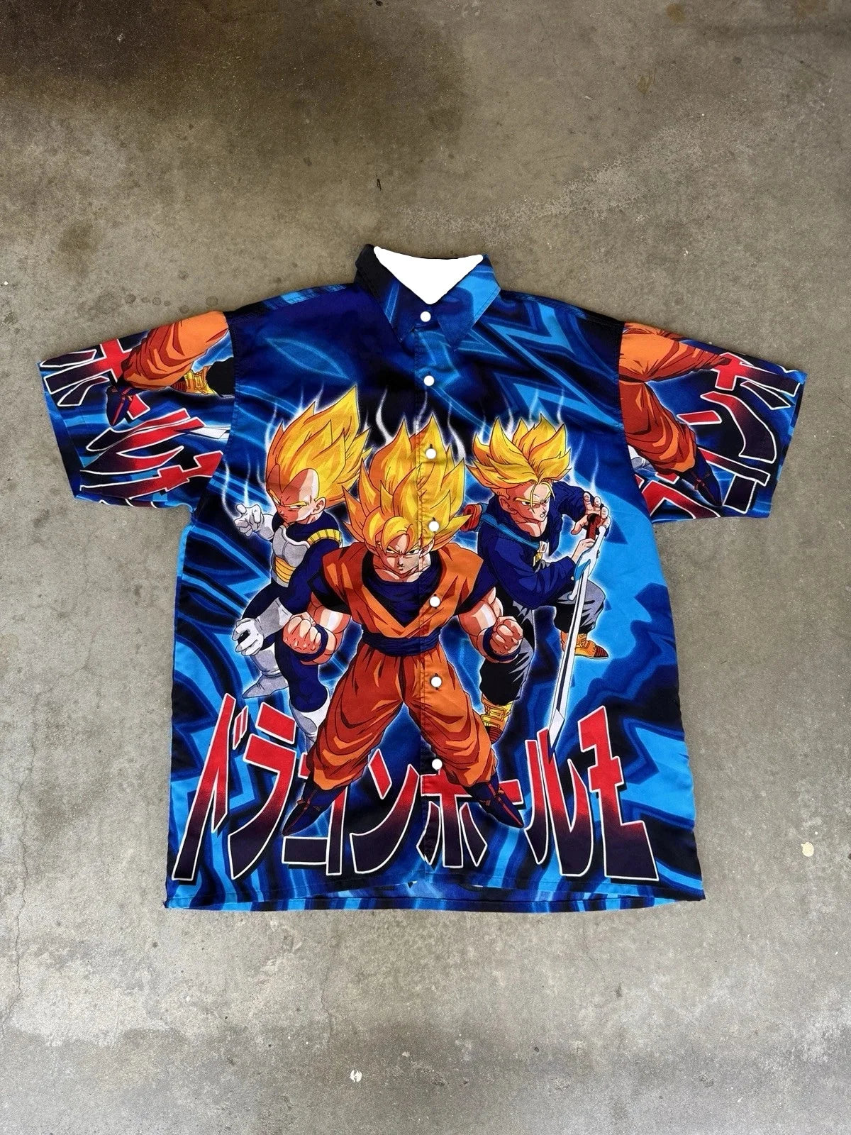 Camiseta azul y naranja Dragon Ball - Goku Vegeta y Trunks Super Saiyan
