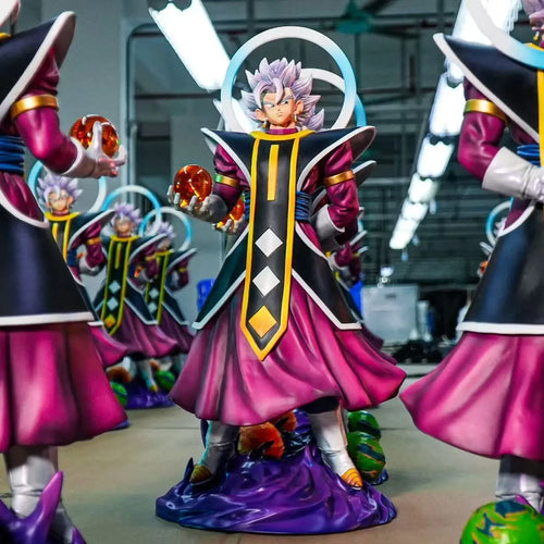 Figurine Dragon Ball - Goku aux cheveux argentés en tenue de dieu
