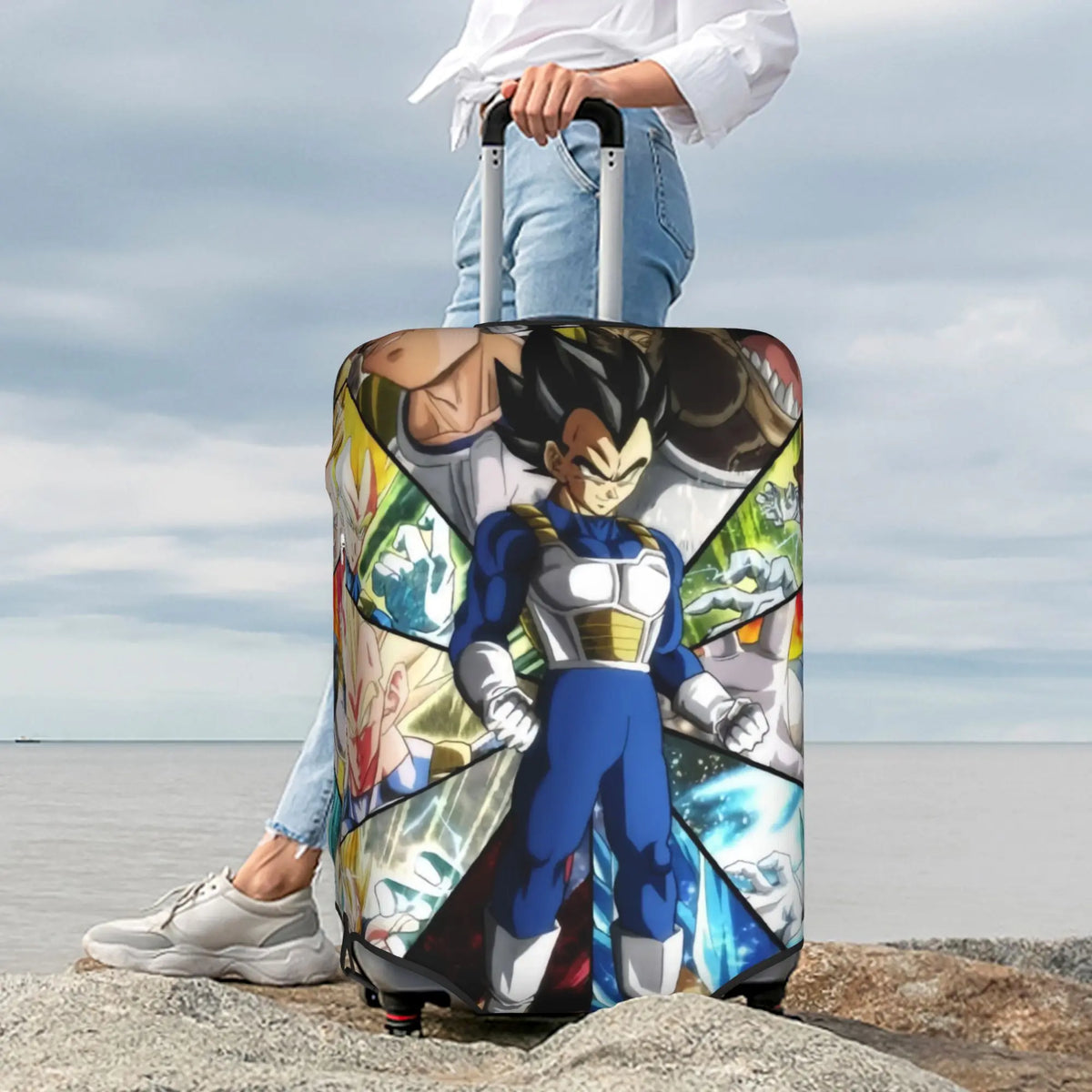 Copertura per valigia Dragon Ball - Vegeta in armatura davanti alle sue trasformazioni