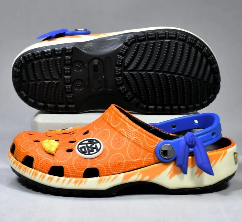 Crocs arancioni e blu Dragon Ball - sfere del drago ed emblemi