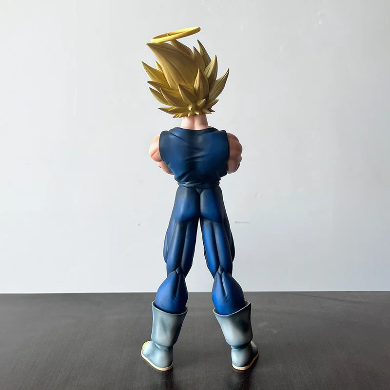 Figurine Dragon Ball - Vegeta aux bras croisés et tête interchangeable